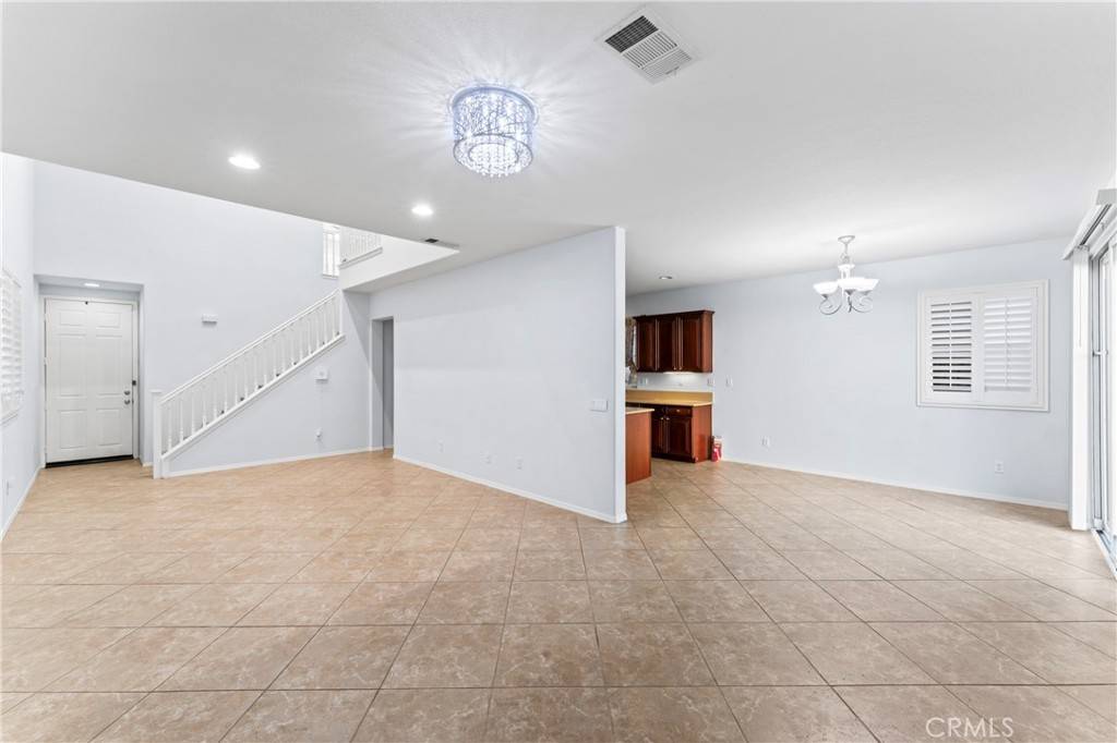 Valencia, CA 91354,29263 Dakota DR