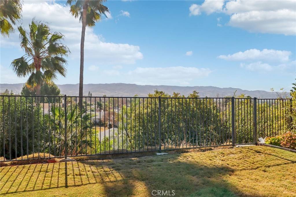 Simi Valley, CA 93065,2106 Latham ST