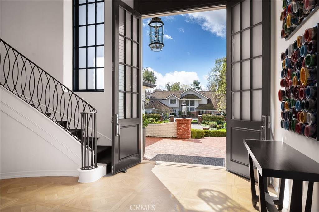 Westlake Village, CA 91362,4301 Golf Course DR
