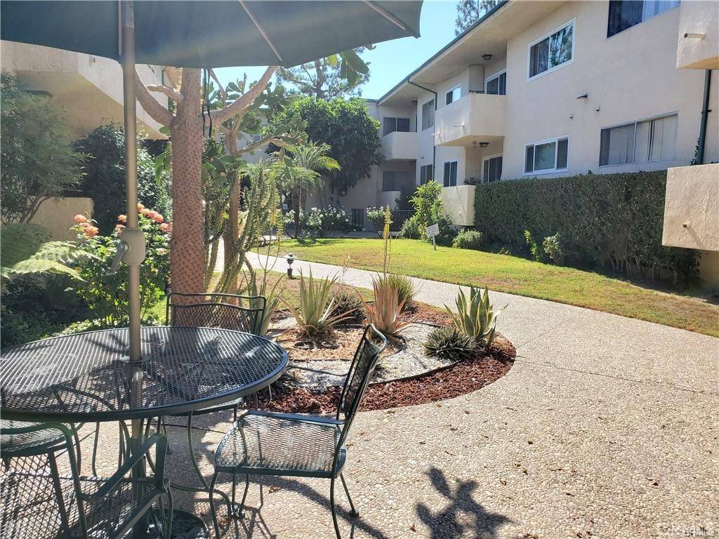 Encino, CA 91316,5328 Newcastle AVE #58