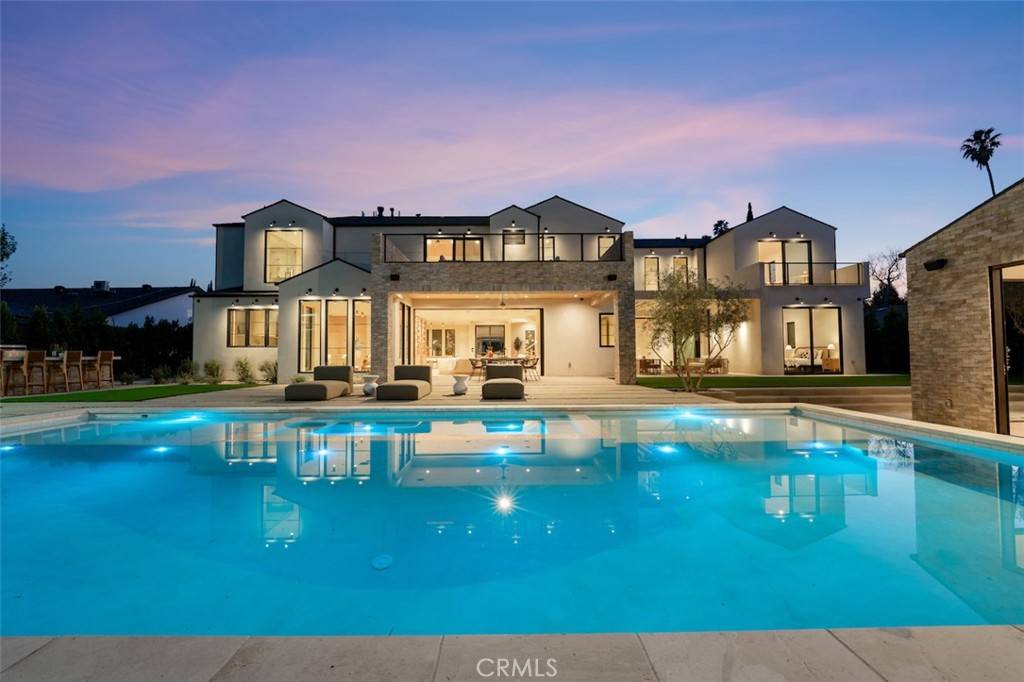Woodland Hills, CA 91364,19845 Santa Rita ST