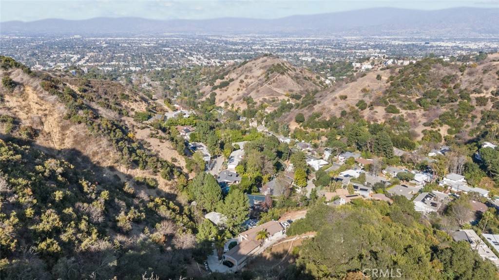Sherman Oaks, CA 91423,3277 Longridge TER