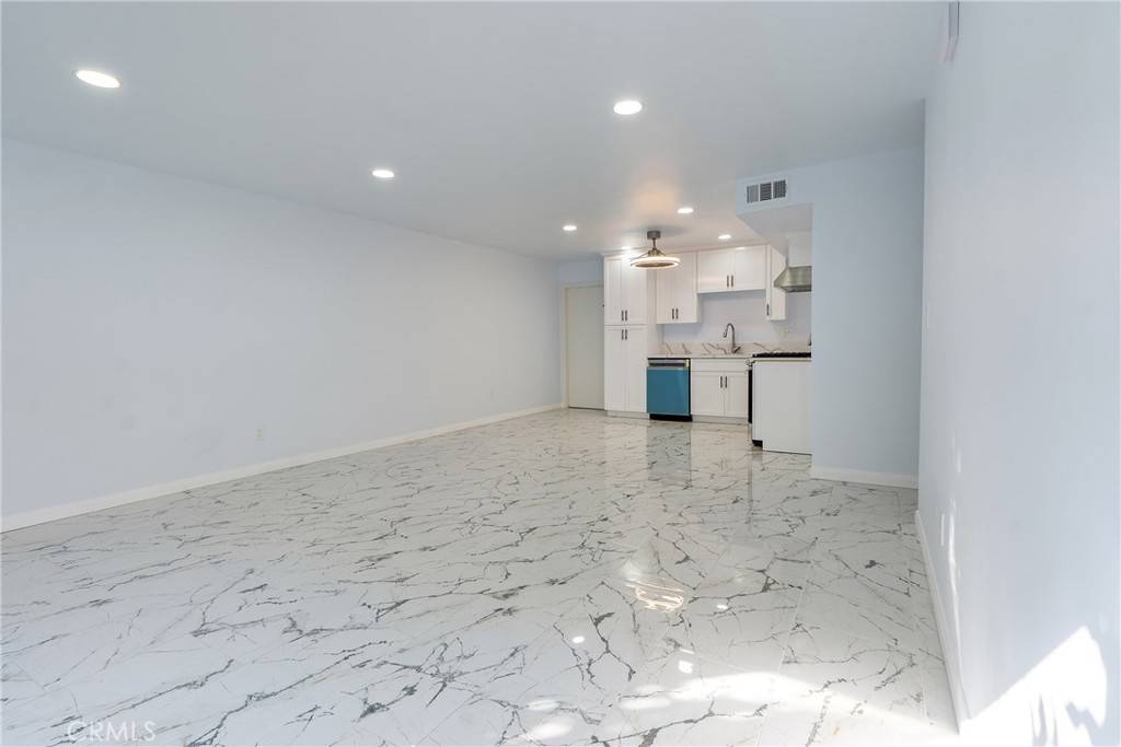 Duarte, CA 91010,1434 Highland AVE #6