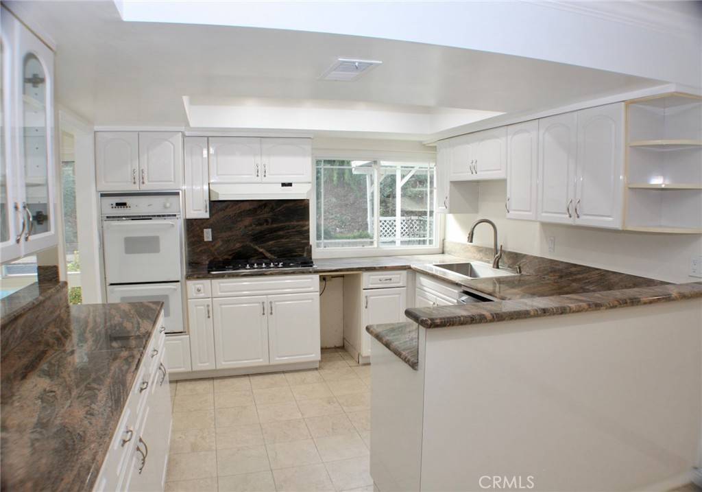 Woodland Hills, CA 91364,21740 Ulmus DR