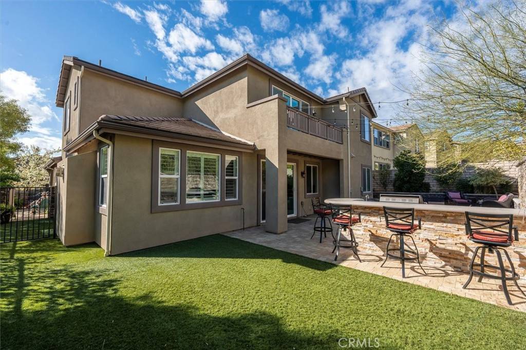 Valencia, CA 91354,28504 Farrier DR