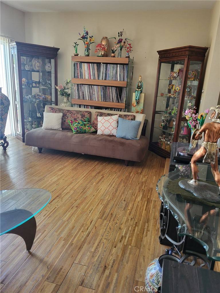 Granada Hills, CA 91344,15775 Midwood DR #3
