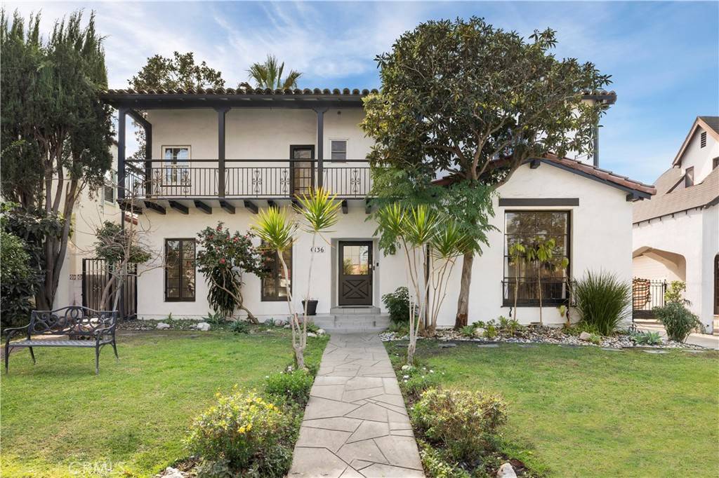 Los Angeles, CA 90048,6136 Barrows DR