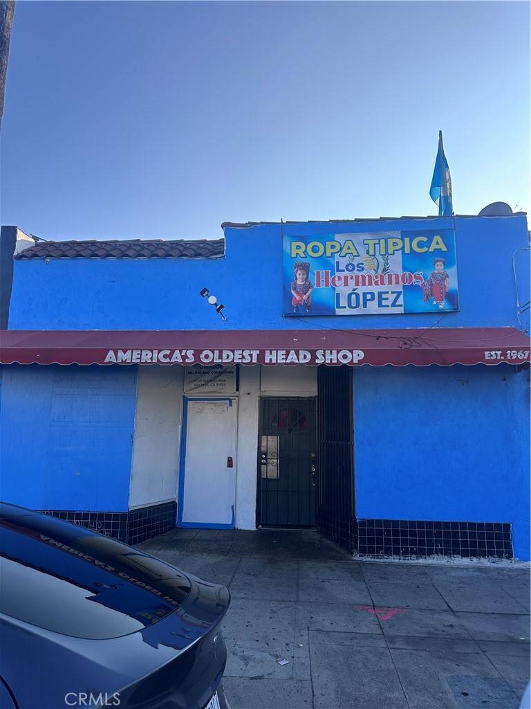 Van Nuys, CA 91405,6700 Van Nuys BLVD