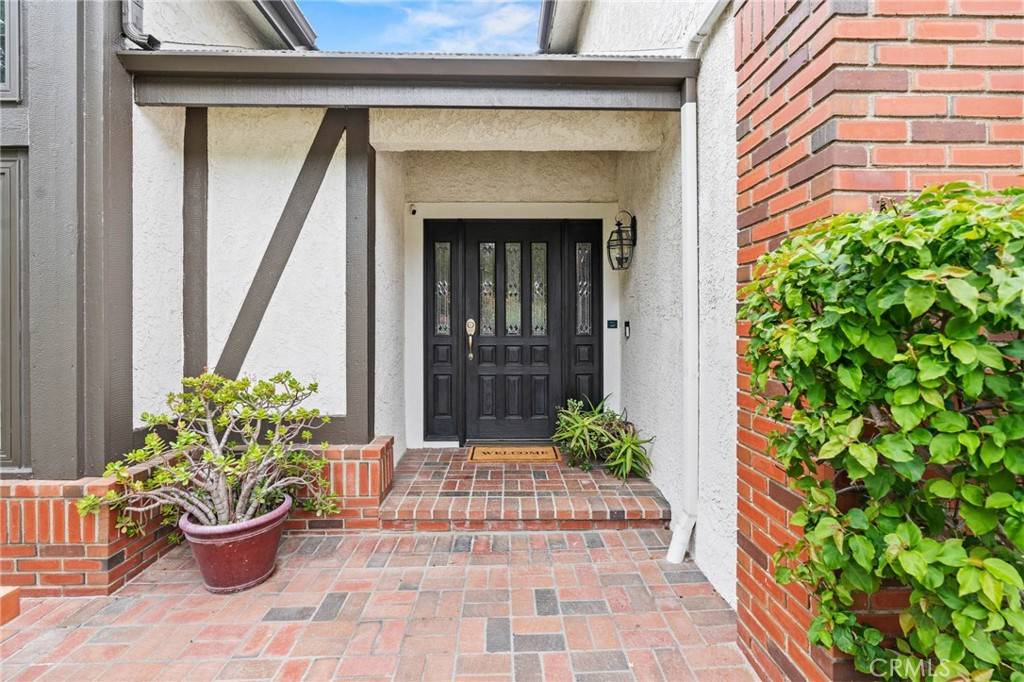 Oak Park, CA 91377,5040 Wagner WAY