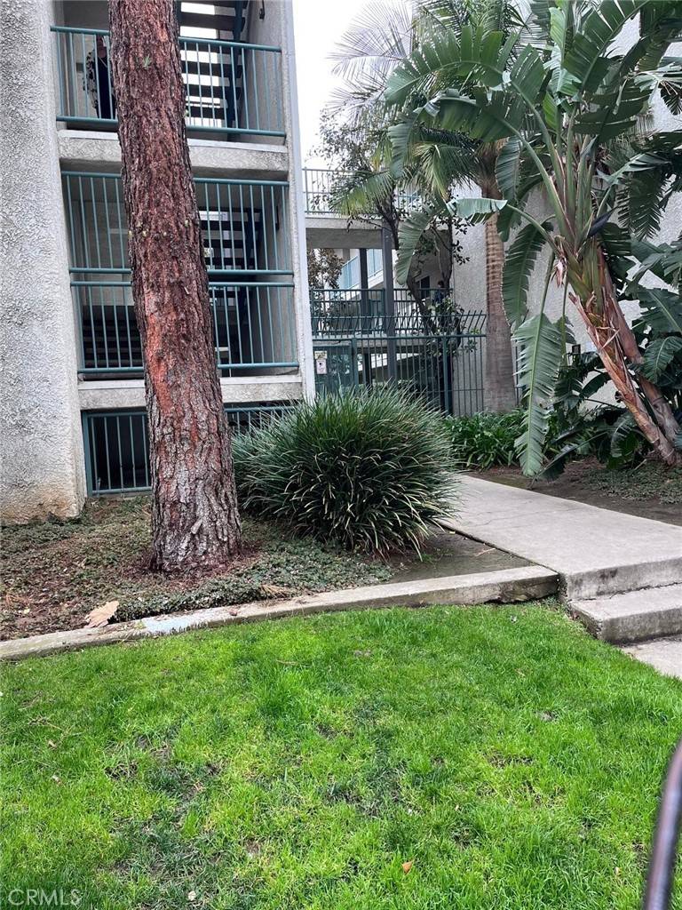 Winnetka, CA 91306,20134 Leadwell ST S