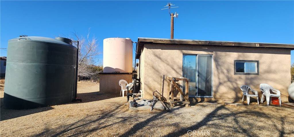 Mojave, CA 93501,6916 Backus RD