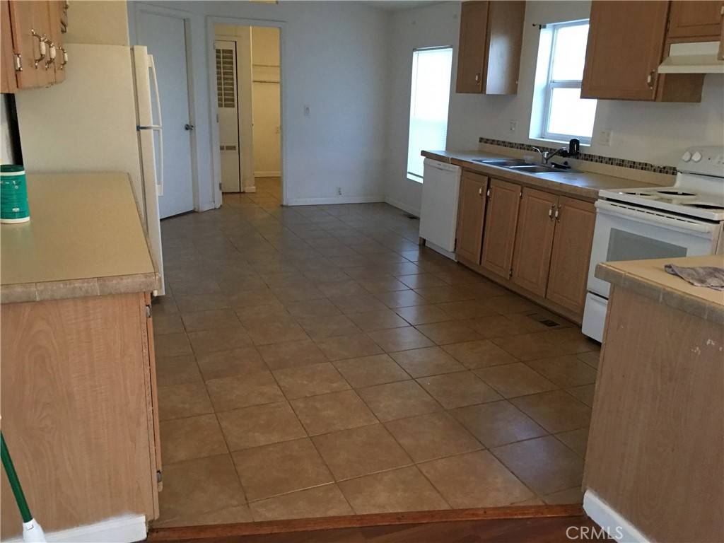 Rosamond, CA 93560,1364 60th ST W