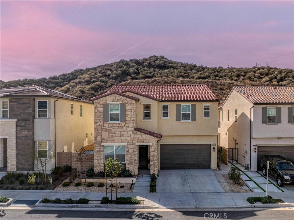 Canyon Country, CA 91351,19230 Blackthorn DR