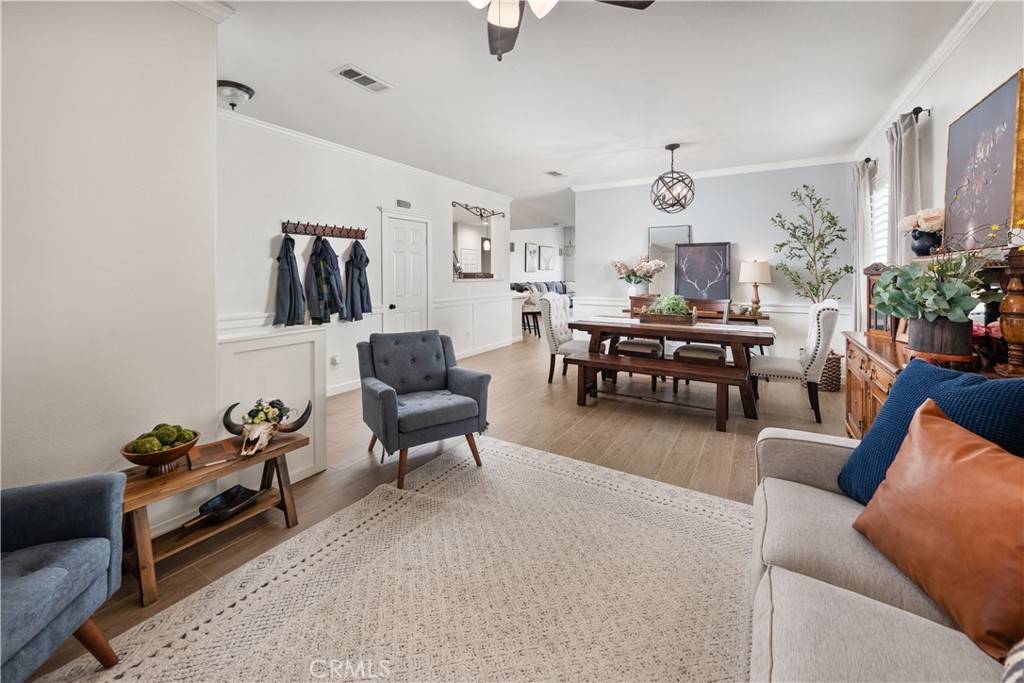 Castaic, CA 91384,27975 Langley PL