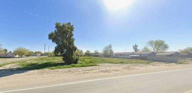 CA 93256,3184 North Cedar Street