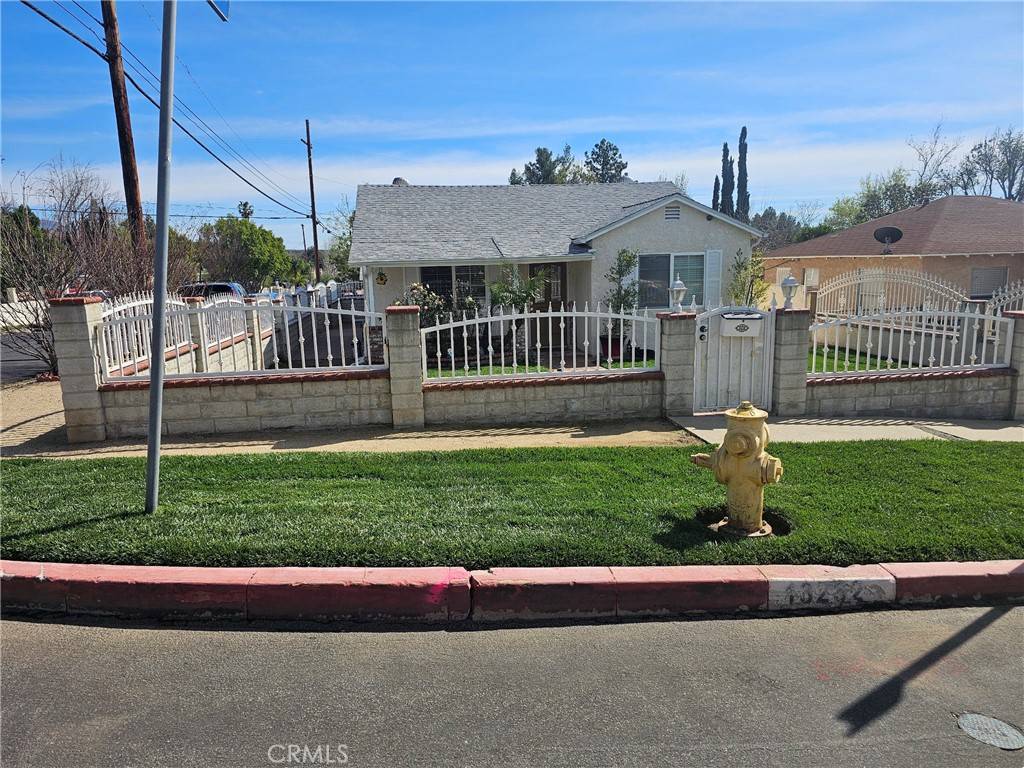 Sylmar, CA 91342,13232 HERRON
