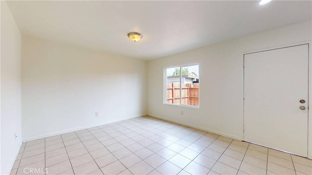 Highland, CA 92346,7938 Midhurst DR