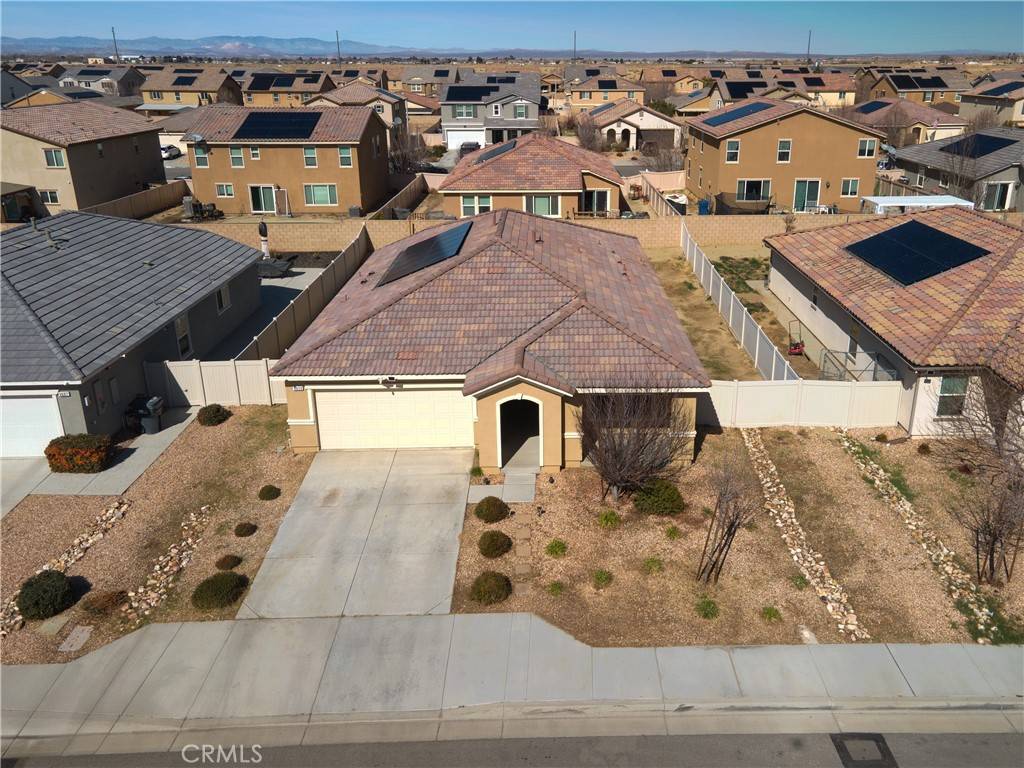Lancaster, CA 93535,3613 Garnet LN