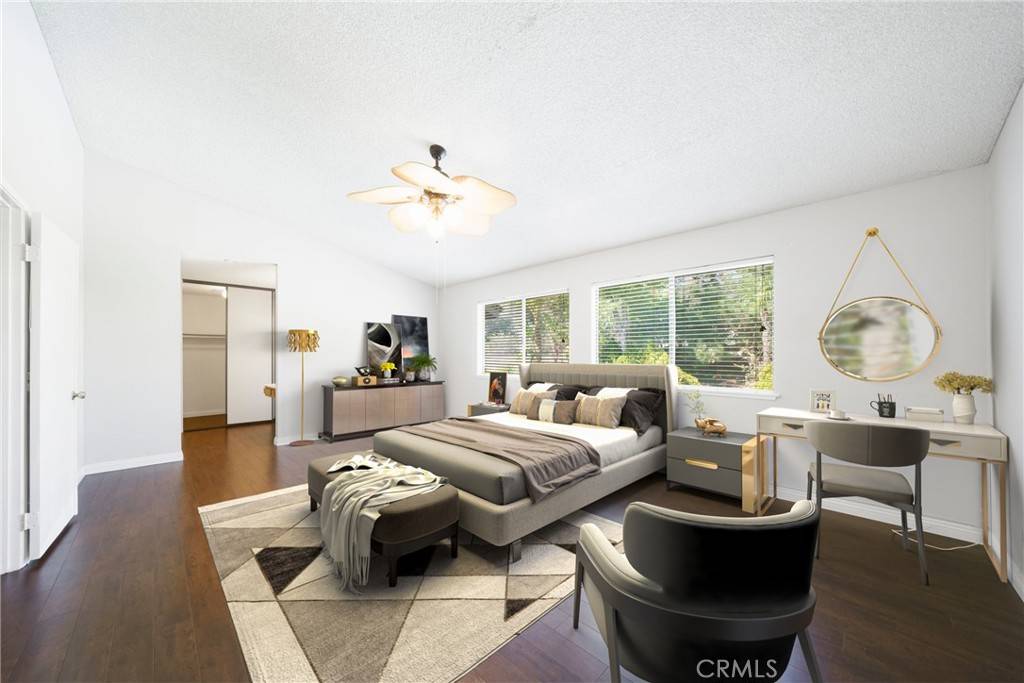 Pomona, CA 91766,49 Village Loop RD