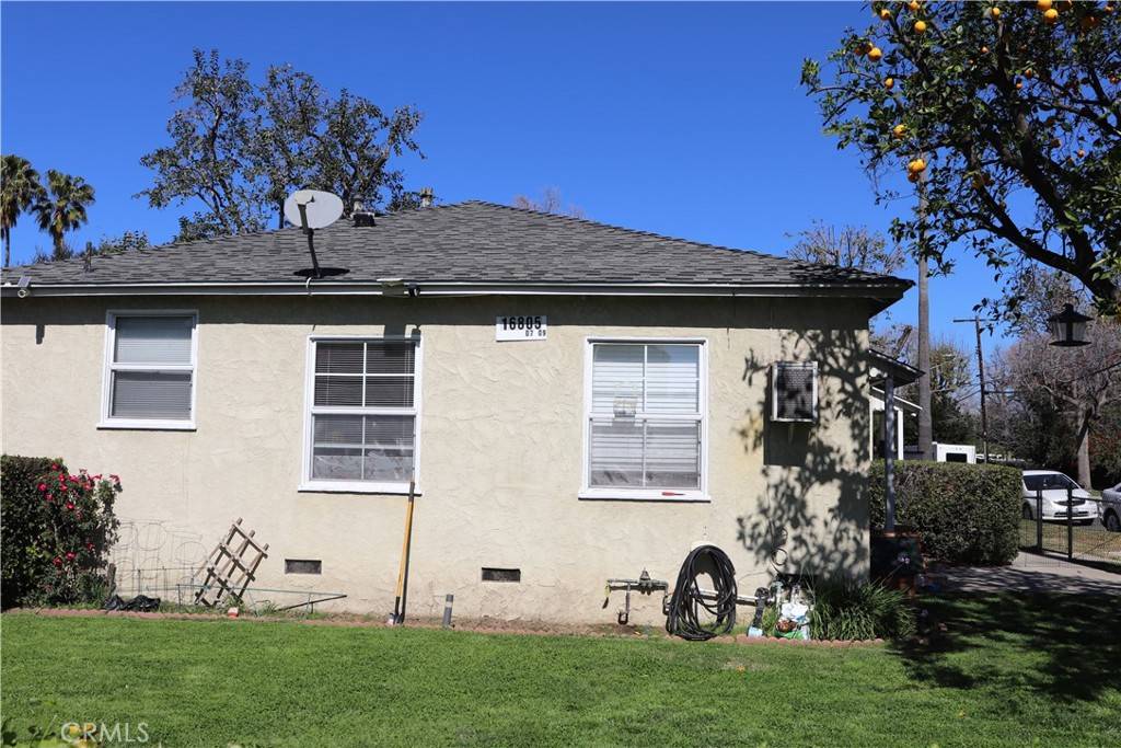 Lake Balboa, CA 91406,16805 Sherman Way