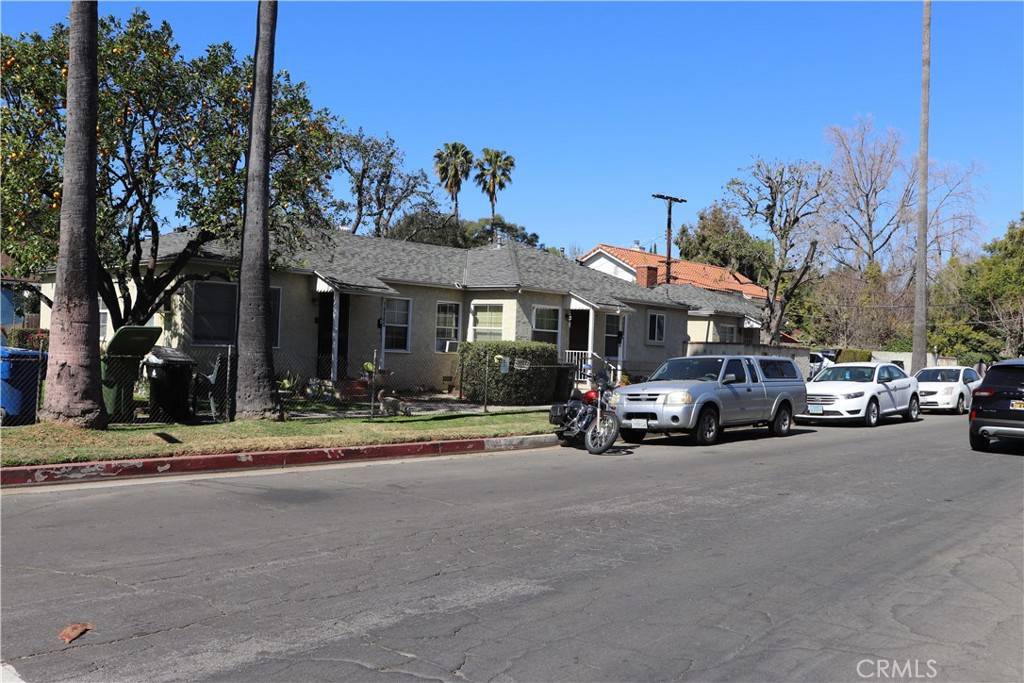 Lake Balboa, CA 91406,16805 Sherman Way
