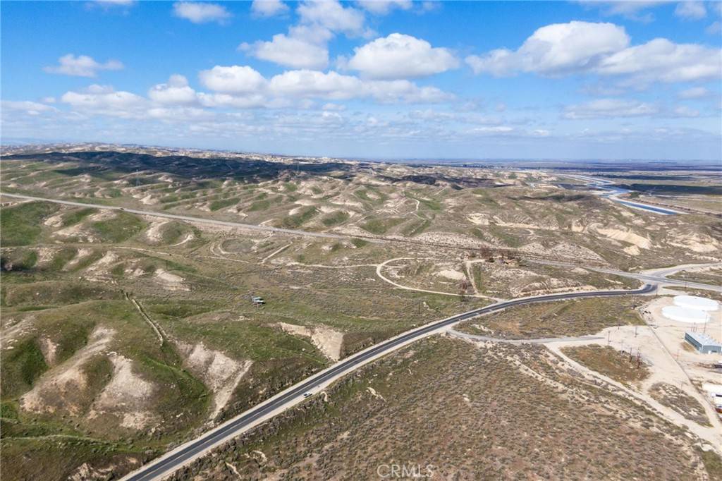 Taft, CA 93268,30300 Golf Course RD