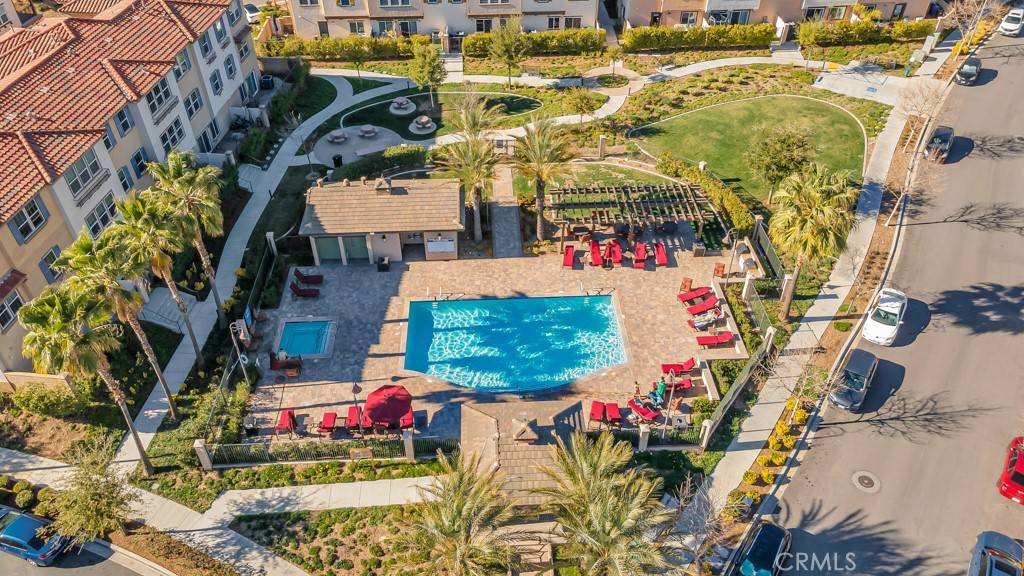 Saugus, CA 91350,22104 Barrington WAY