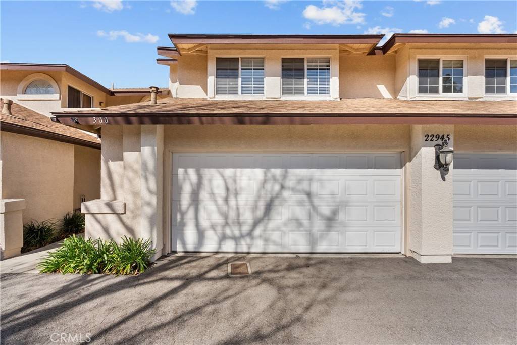 Saugus, CA 91390,22945 Banyan PL #300