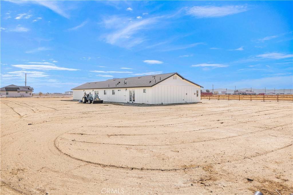 Lancaster, CA 93536,7045 W A8