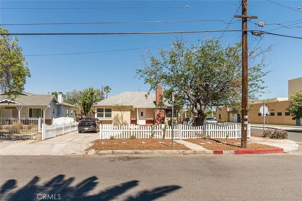 North Hollywood, CA 91605,7702 Ben AVE