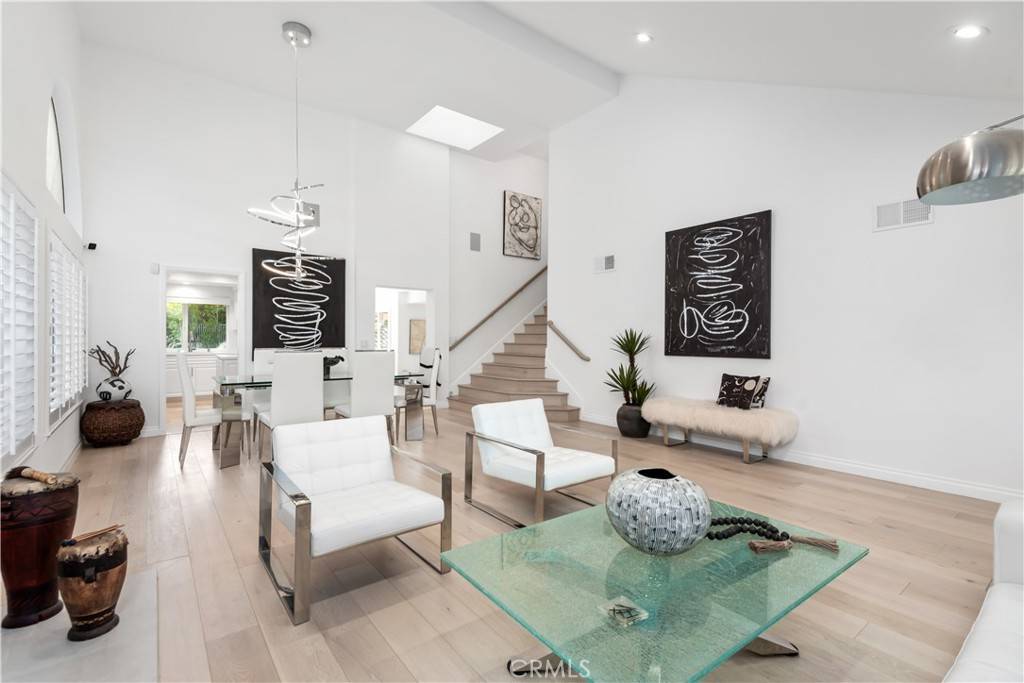 Calabasas, CA 91302,24762 VIA PRADERA