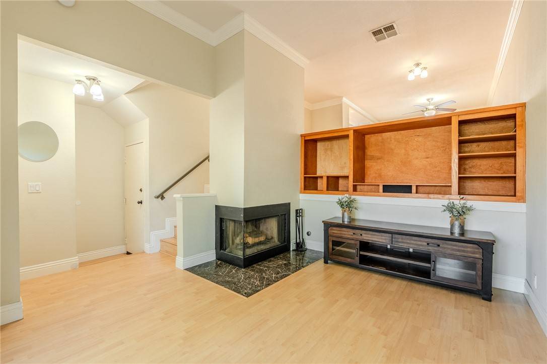 Canyon Country, CA 91387,27666 Nugget DR #3