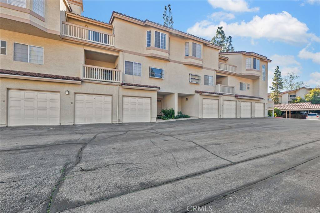 Oak Park, CA 91377,5780 Freebird LN #102