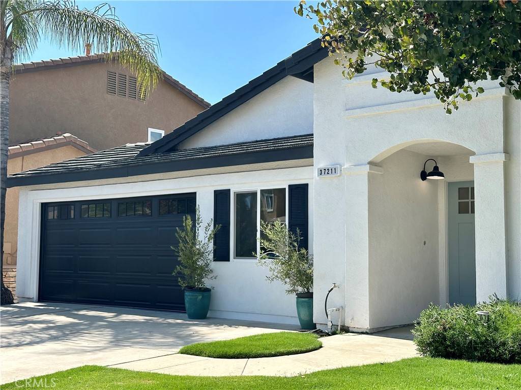 Murrieta, CA 92562,37211 Jerome LN