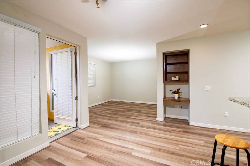 Woodland Hills, CA 91367,21301 Erwin ST #237