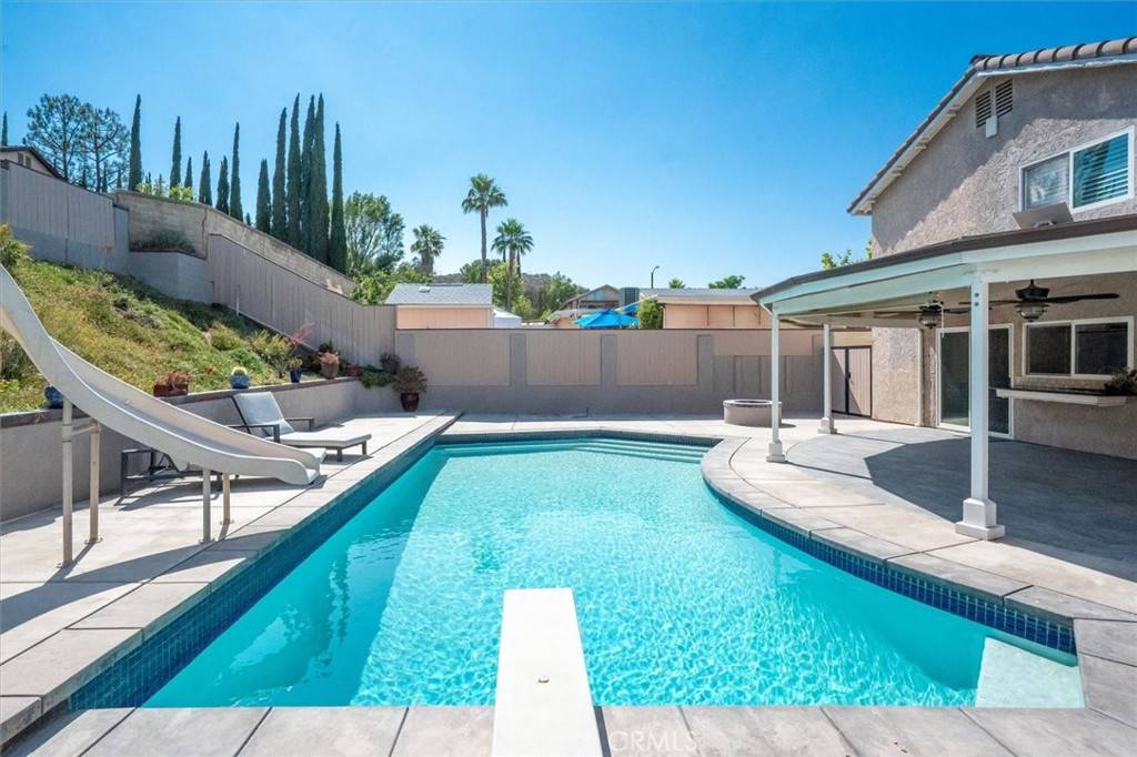 Valencia, CA 91354,23122 Conde DR