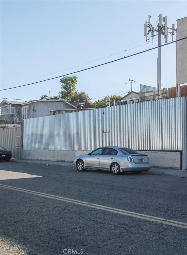 Los Angeles, CA 90063,3242 Fowler ST
