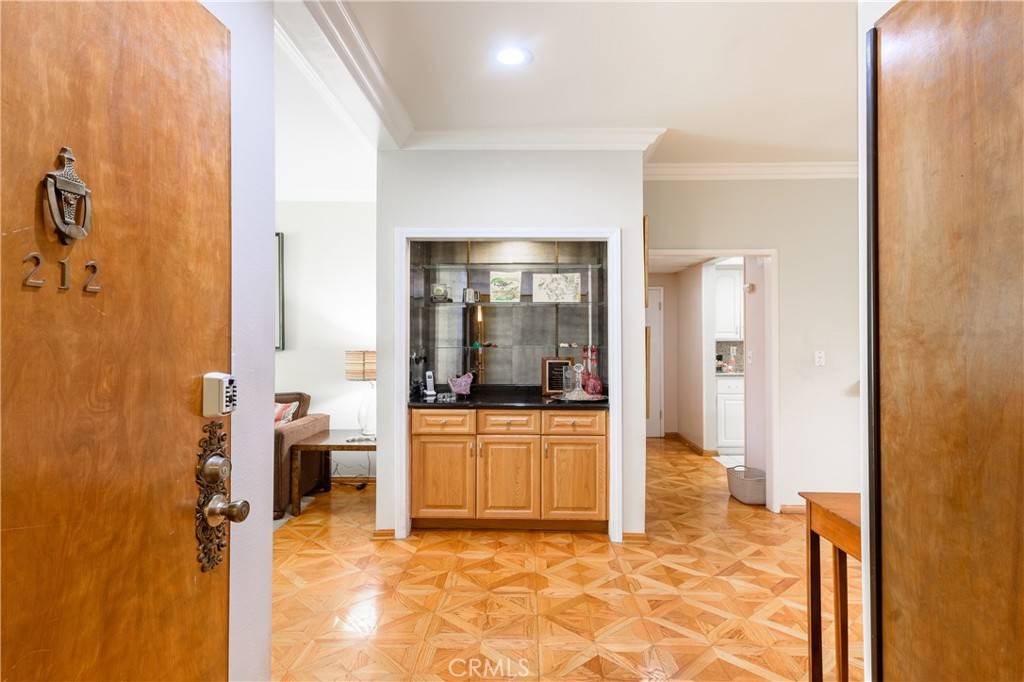 Sherman Oaks, CA 91403,14569 Benefit ST #212