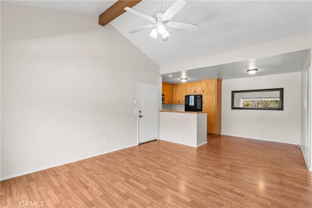 Saugus, CA 91350,27616 Susan Beth WAY #I