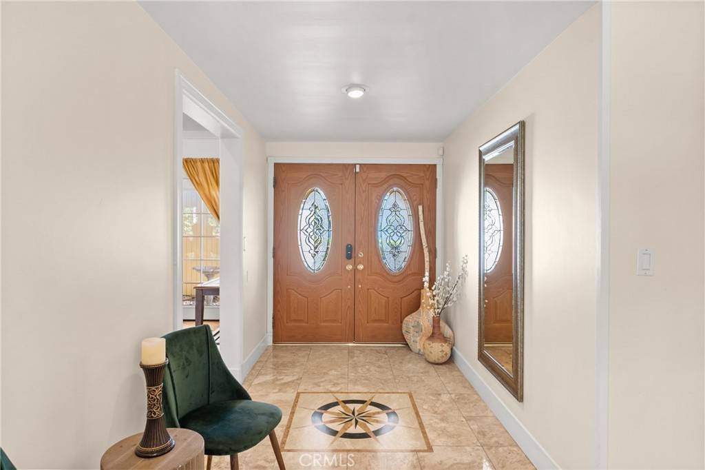 Woodland Hills, CA 91367,6045 Sausalito AVE