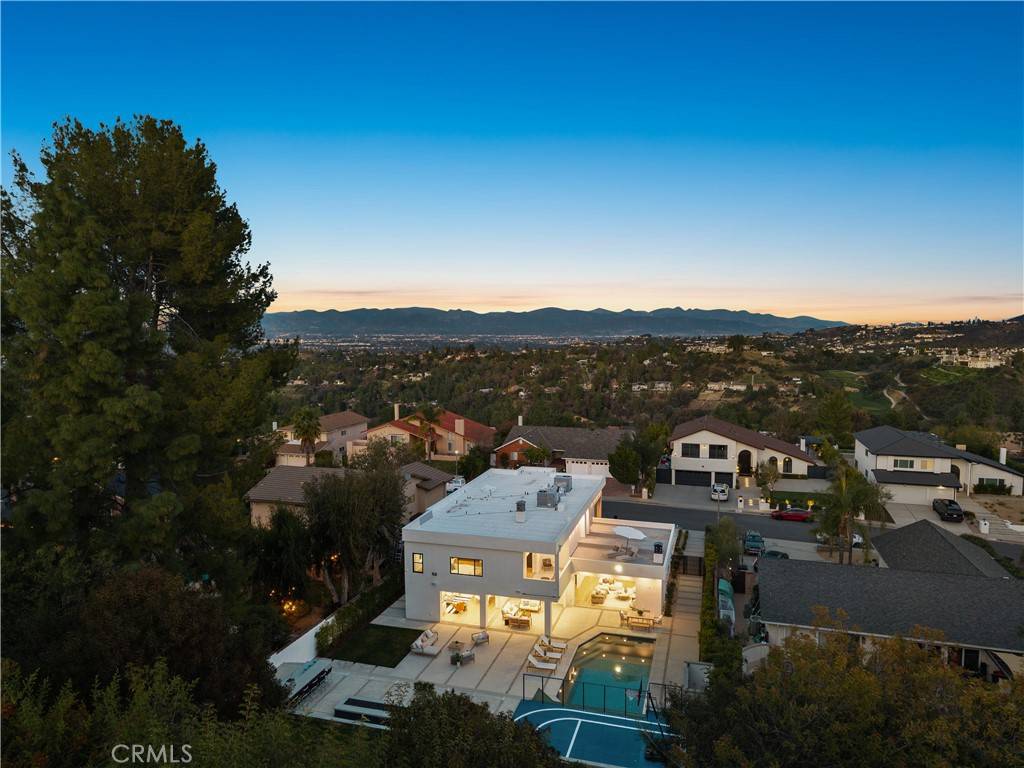 Tarzana, CA 91356,4001 Coldstream