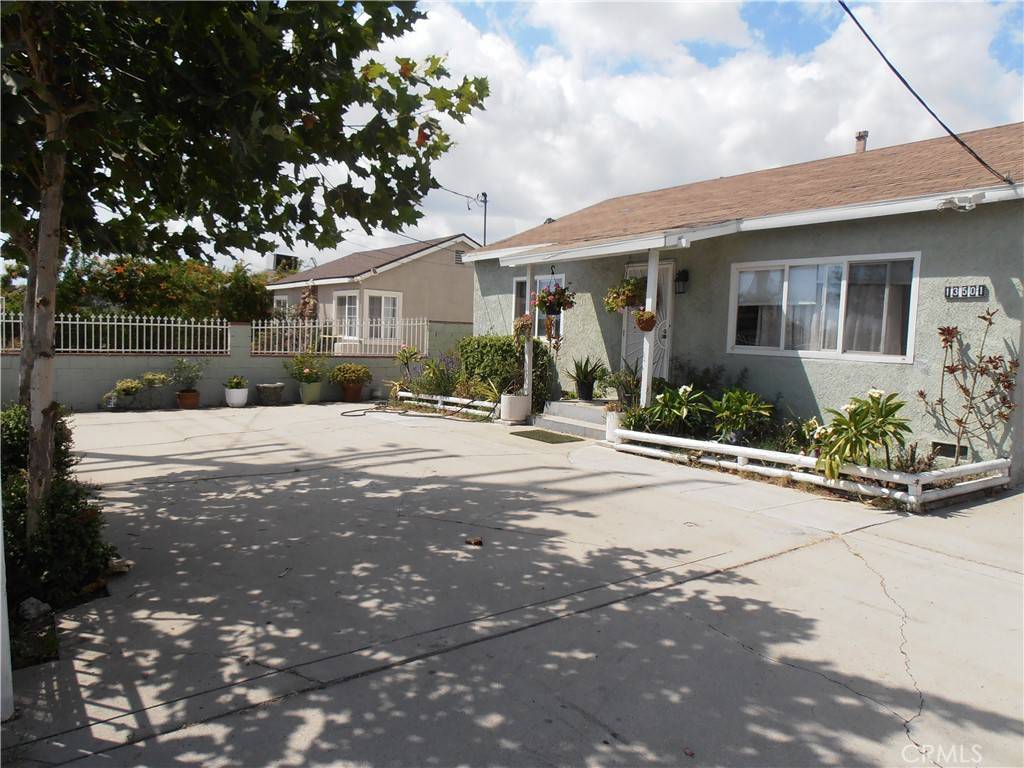 Pacoima, CA 91331,13501 Terra Bella ST