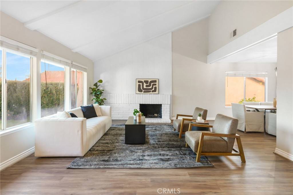 Agoura Hills, CA 91301,28829 Barragan ST