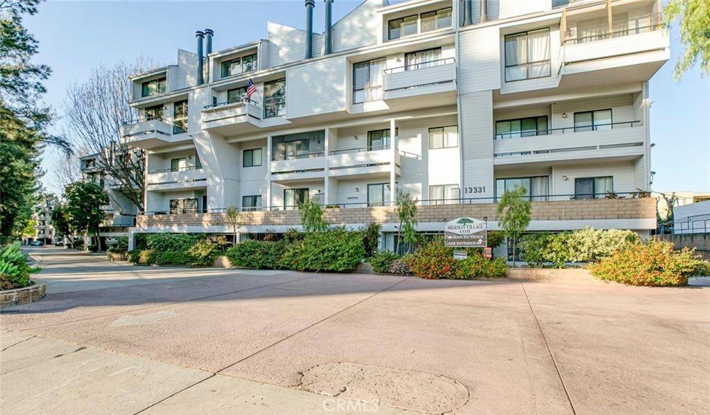 Sherman Oaks, CA 91423,13331 Moorpark ST #226
