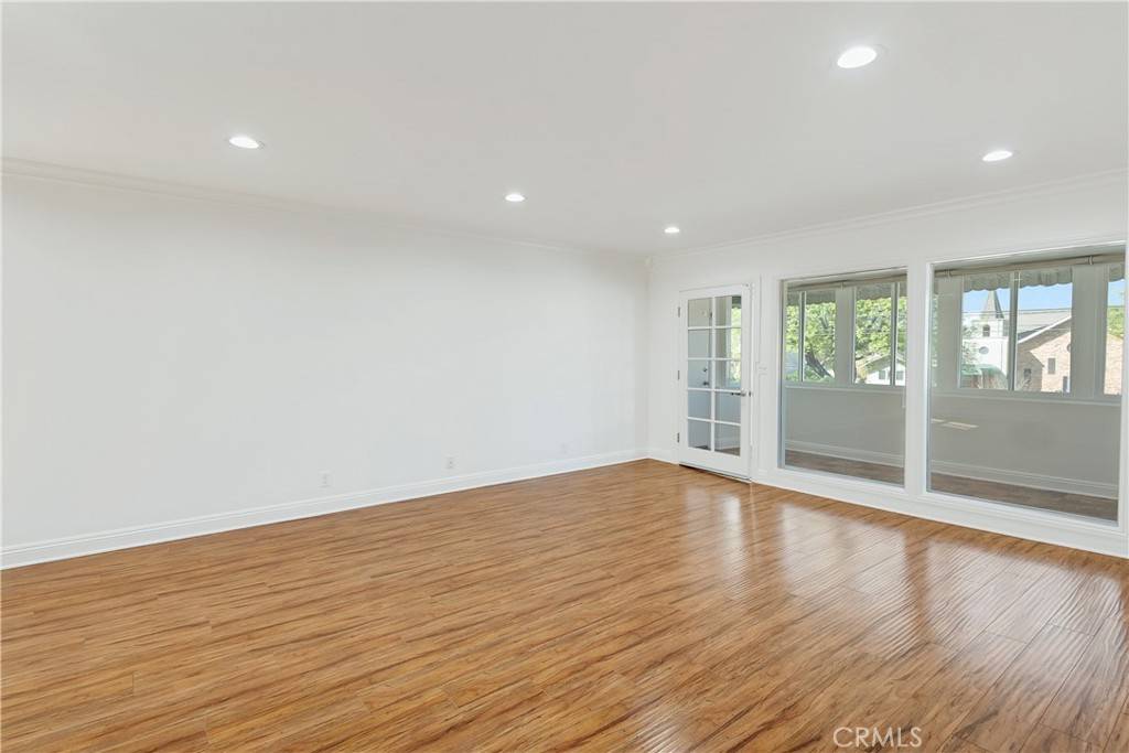 North Hollywood, CA 91606,6160 Whitsett AVE #6