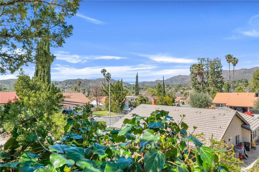 Agoura Hills, CA 91301,28647 Bamfield DR