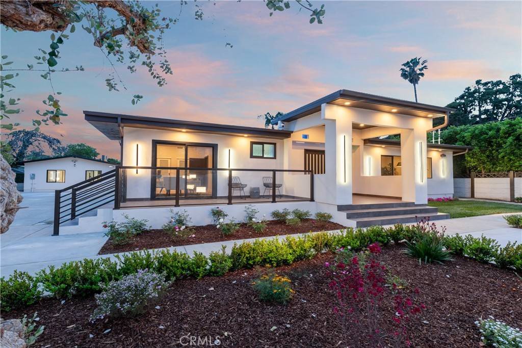 Sherman Oaks, CA 91403,15460 Morrison ST