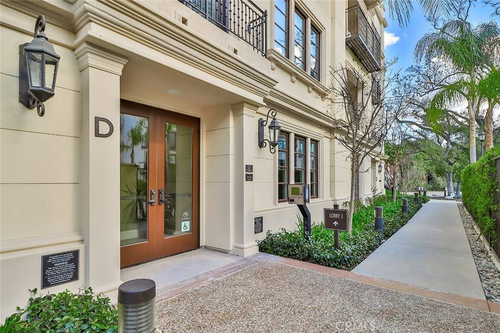 Calabasas, CA 91302,23500 Park Sorrento #D34
