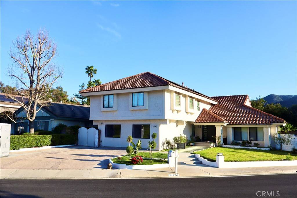 Newbury Park, CA 91320,674 Cypress ST