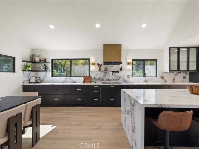 Newbury Park, CA 91320,214 Maynard Ave